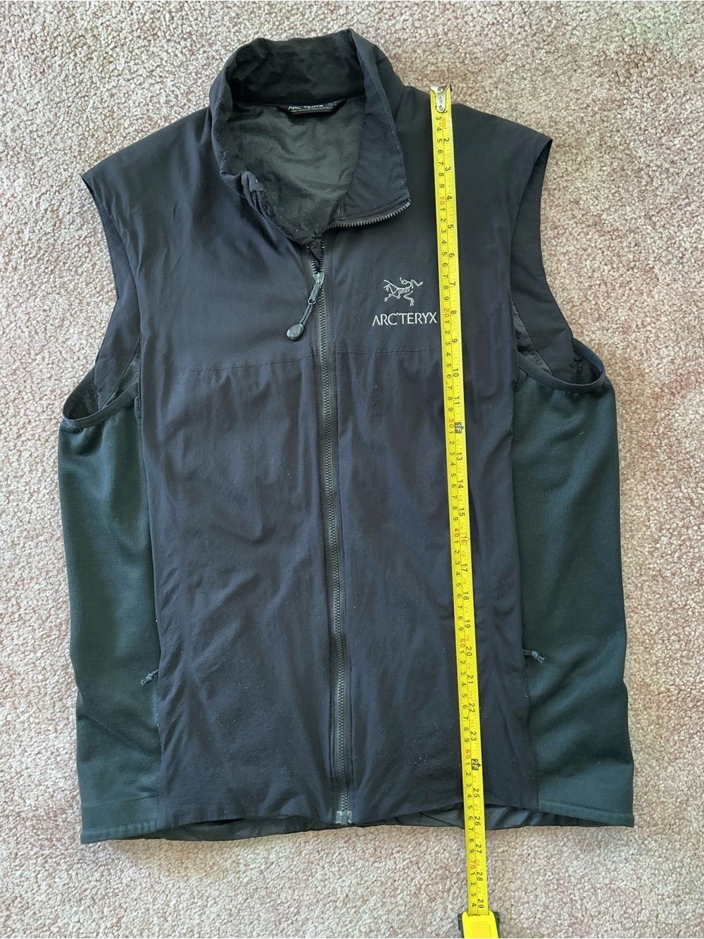 Arc'teryx Men’s Atom Black Softshell Vest size medium - Picture 5 of 9